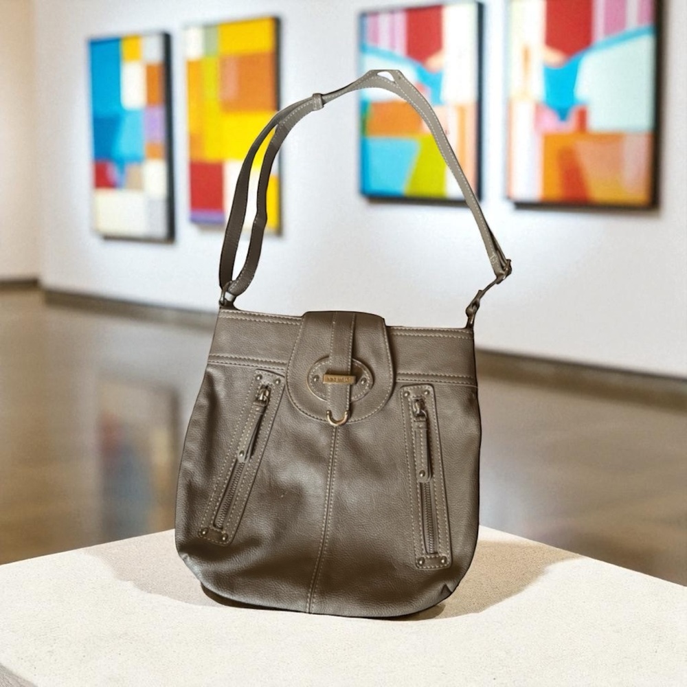 Nine West shoulder bag with adjustable strap - Picture 6 of 10